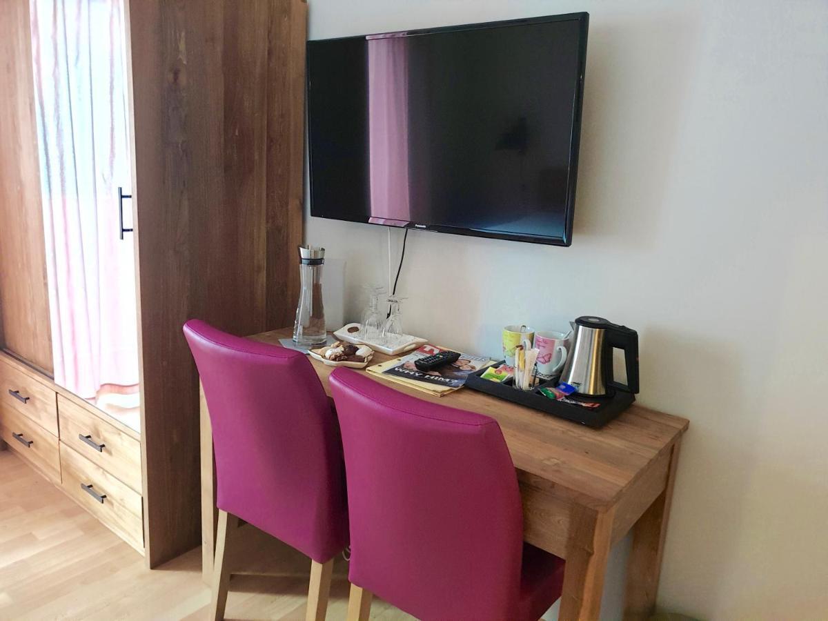 Hotel Garni Mowe Tutzing Kültér fotó